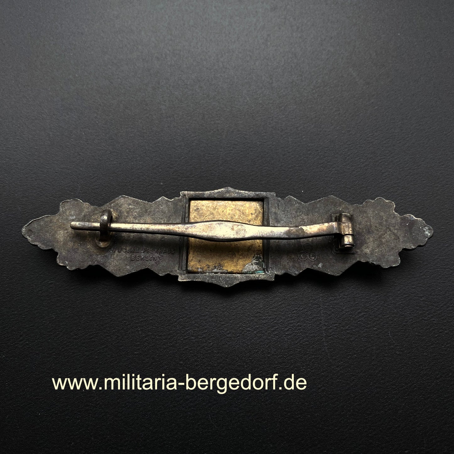 Nahkampfspange silber