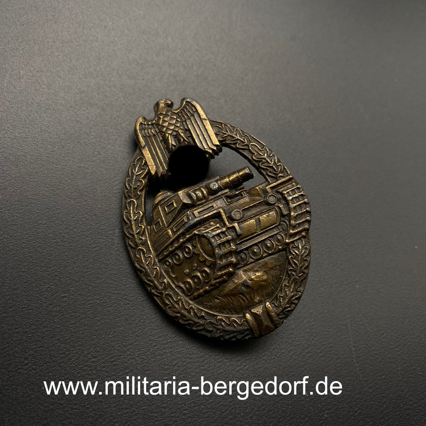 Panzerkampfabzeichen in bronze EWE