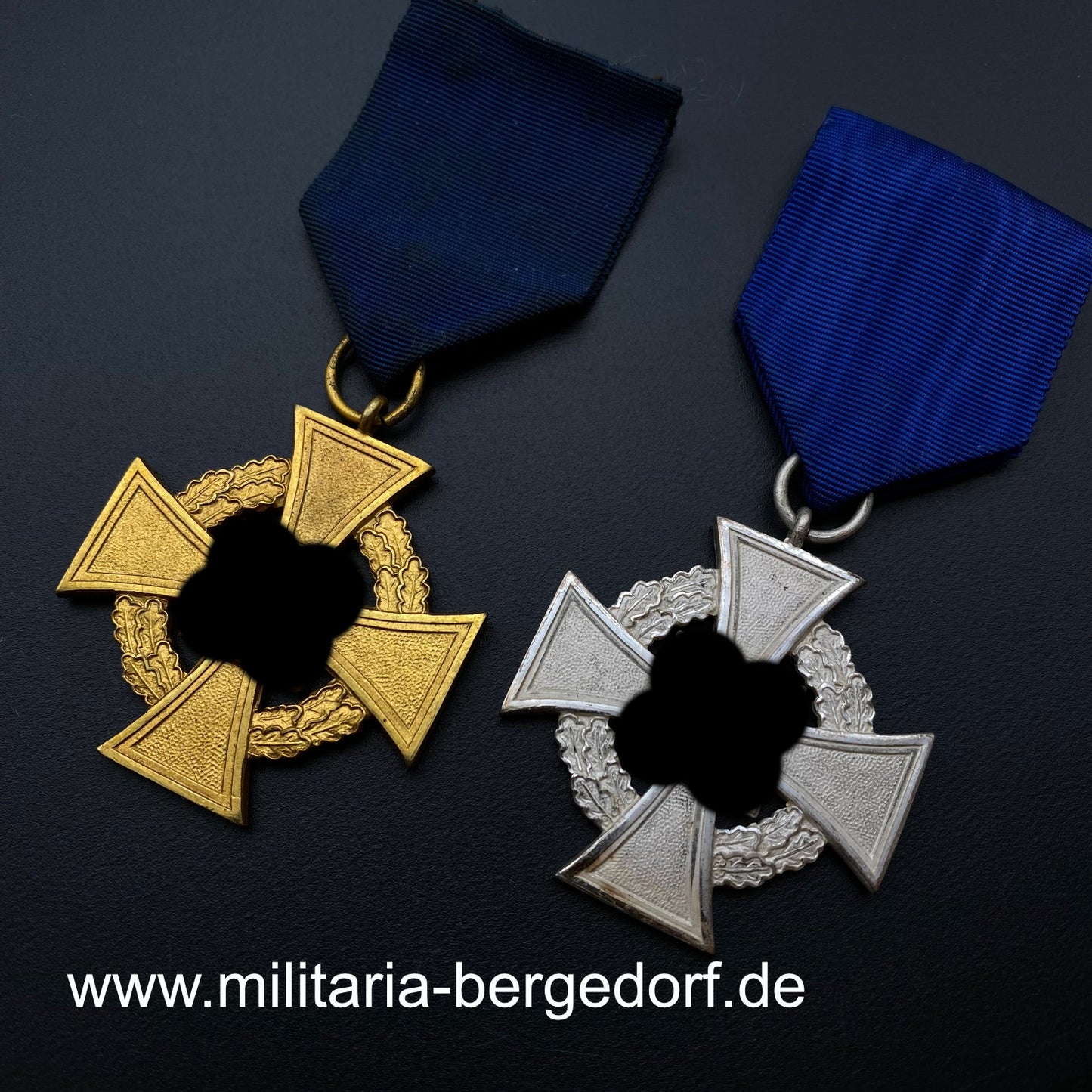 Set Treuedienst Ehrenzeichen silber und gold